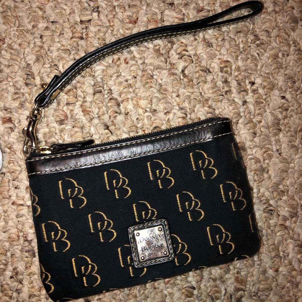 Dooney & Bourke Wristlet